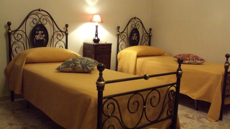 Bed & Breakfast Casa Lopez Bed & Breakfast Barletta Bagian luar foto